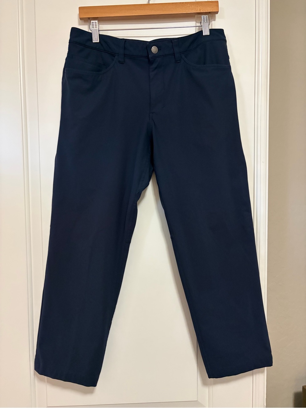 🍋Lululemon ABC Classic Fit 5 pocket Navy Straight Pants🍋